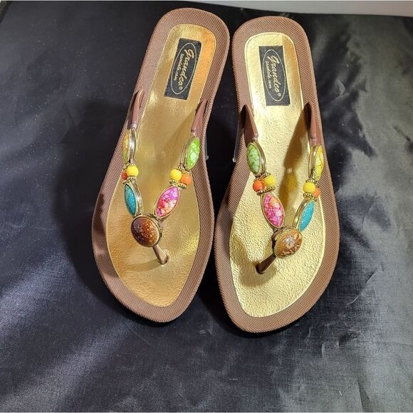 GRANDCO SANDAL WITH BEADS - Picture 3 of 13